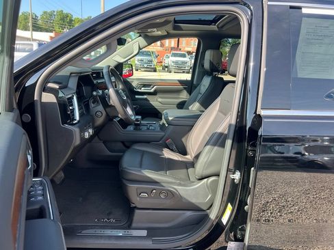 Used 2024 GMC Sierra 1500 Denali AWD/4WD image 14