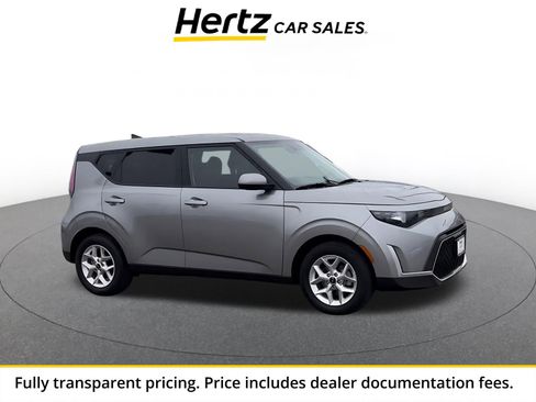 Used 2025 Kia Soul LX w/ LX Technology Package FWD image 1