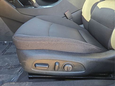 Used 2023 Chevrolet Malibu LT image 24