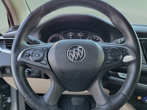 Used 2019 Buick Enclave Essence AWD/4WD image 16