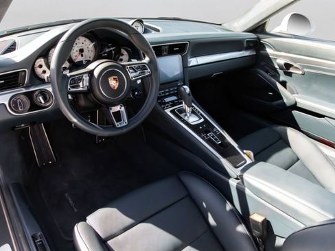 Used 2018 Porsche 911 Turbo AWD/4WD image 16