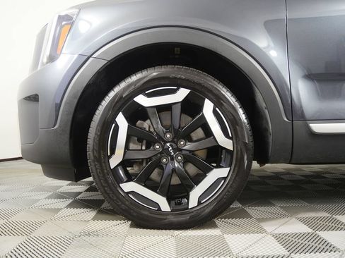 Used 2024 Kia Telluride S w/ S Sunroof Package AWD/4WD image 8