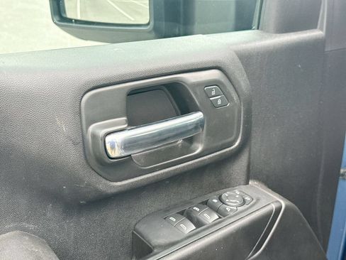 Used 2024 Chevrolet Silverado 2500 Custom w/ Custom Value Package AWD/4WD image 20
