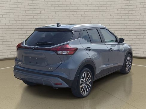 Used 2023 Nissan Kicks SV image 5