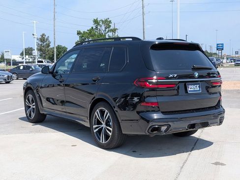 Used 2023 BMW X7 xDrive40i w/ Executive Package AWD/4WD image 6