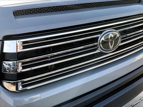 Used 2021 Toyota Tundra SR5 w/ Trail Edition image 30