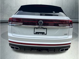 New 2026 Volkswagen Atlas Cross Sport SEL Premium R-Line AWD/4WD video 4