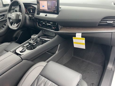 New 2026 Nissan Rogue Platinum w/ Platinum Premium Package image 19