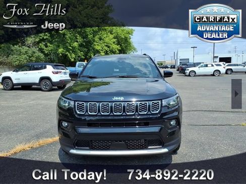 Certified 2024 Jeep Compass Limited AWD/4WD image 2