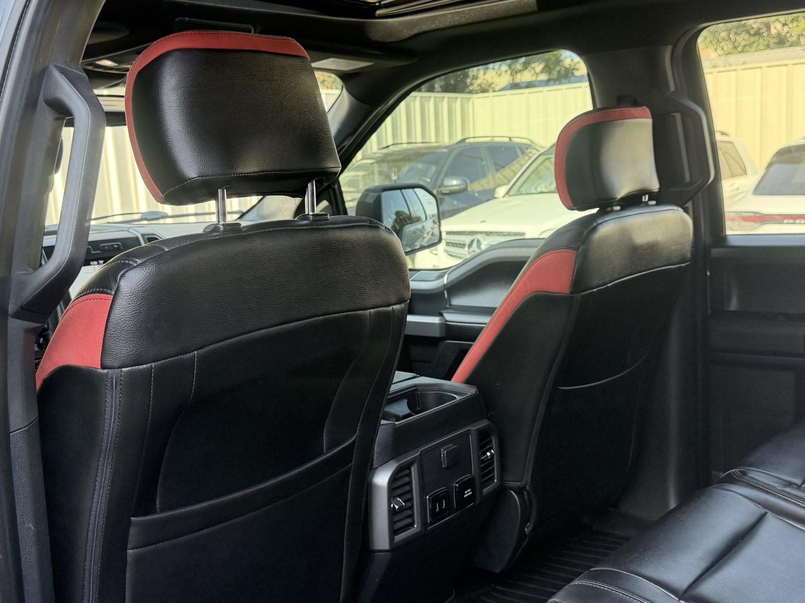 Used 2019 Ford F150 XLT w/ Equipment Group 302A Luxury AWD/4WD image 26