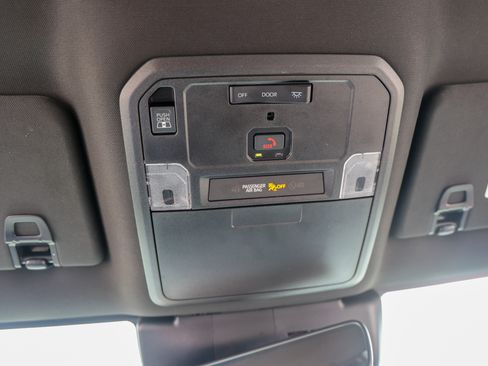 Certified 2024 Toyota Tacoma SR5 AWD/4WD image 28