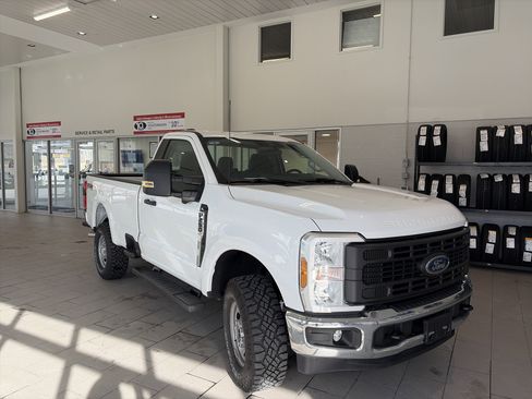Used 2024 Ford F250 XL w/ 360-Degree Camera Package image 3
