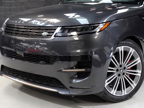 Used 2024 Land Rover Range Rover Sport Dynamic SE image 5