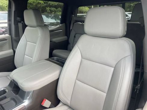 Used 2026 Chevrolet Silverado 1500 LT Trail Boss w/ Convenience Package II AWD/4WD image 11