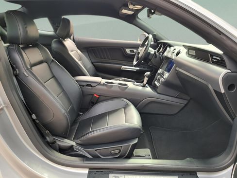 Used 2023 Ford Mustang Premium image 10