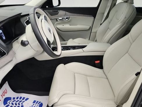 Used 2024 Volvo XC90 B6 Ultimate w/ Lounge Package AWD/4WD image 10