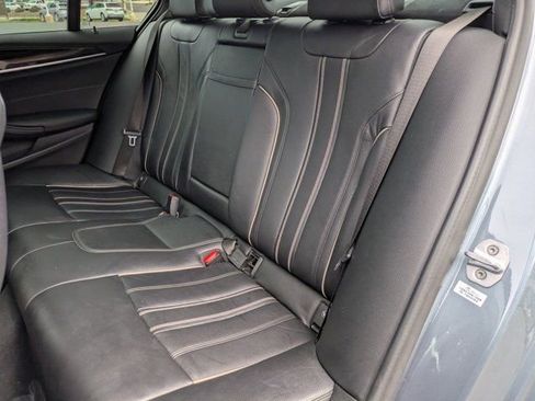 Used 2019 BMW M550i xDrive AWD/4WD image 28