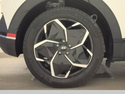 Used 2024 Hyundai Ioniq 5 SEL image 20