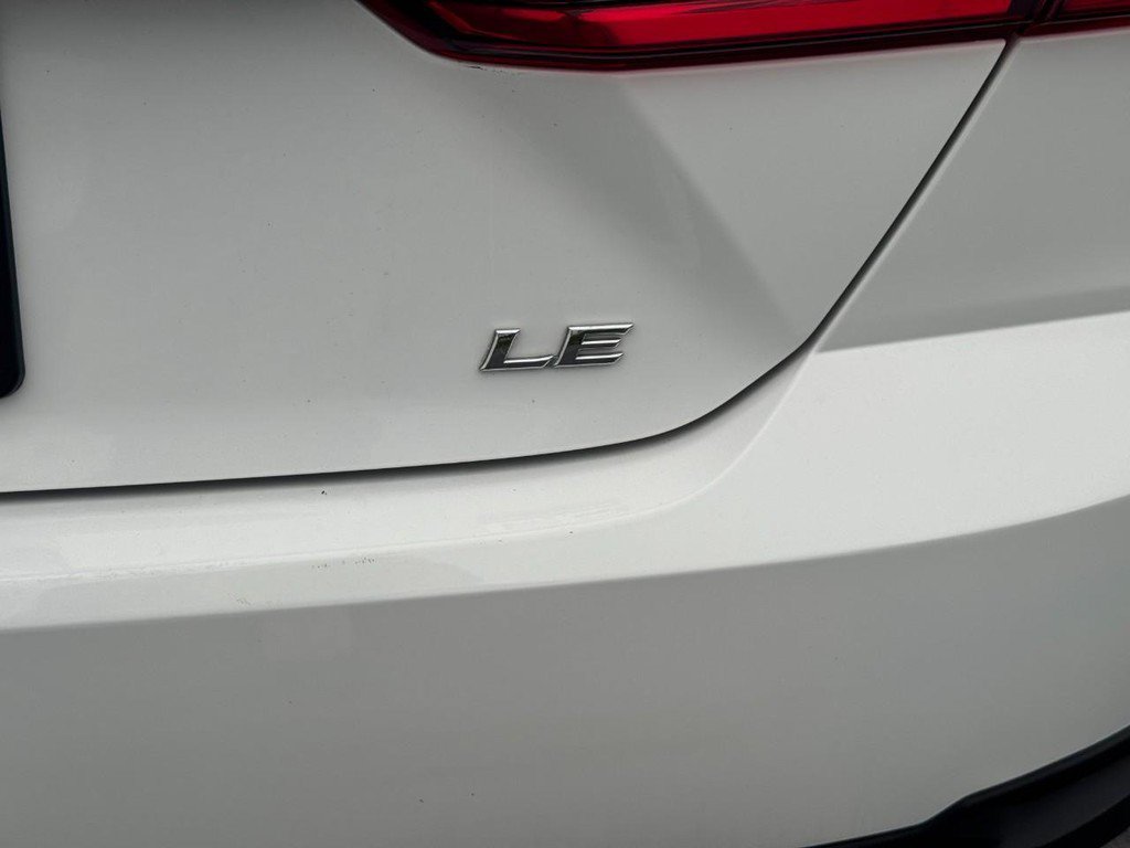 Certified 2025 Toyota Camry LE FWD image 5