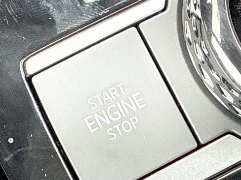 New 2026 Volkswagen Tiguan SEL R-Line image 37