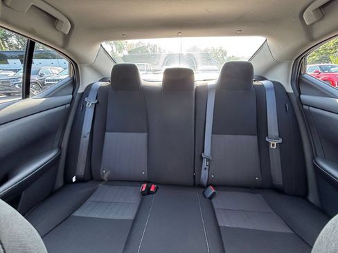 Used 2025 Nissan Sentra SV FWD image 37