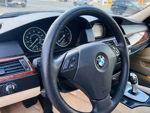 Used 2010 BMW 528i xDrive Sedan image 20