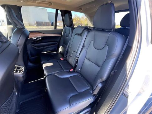 Used 2023 Volvo XC90 B6 Plus AWD/4WD image 18