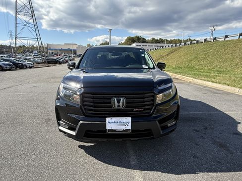 Used 2021 Honda Ridgeline Sport image 3