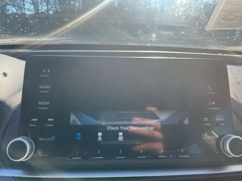 Used 2020 Honda Accord LX image 17