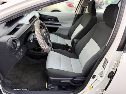 Used 2012 Toyota Prius C Three image 15