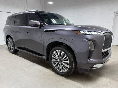 Used 2025 INFINITI QX80 Luxe image 3