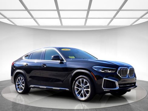 Used 2021 BMW X6 xDrive40i w/ Premium Package image 3