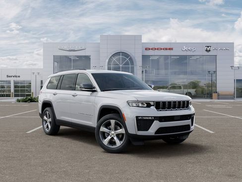 New 2026 Jeep Grand Cherokee L Limited w/ Luxury Tech Group II AWD/4WD image 5