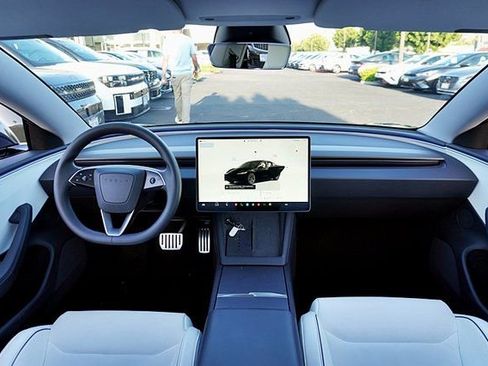 Used 2024 Tesla Model 3 Performance image 20