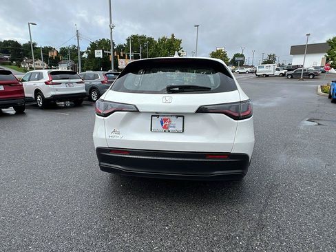 Used 2025 Honda HR-V LX image 5