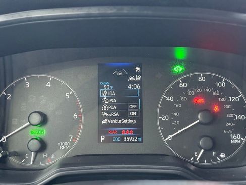 Used 2023 Toyota Corolla SE image 26