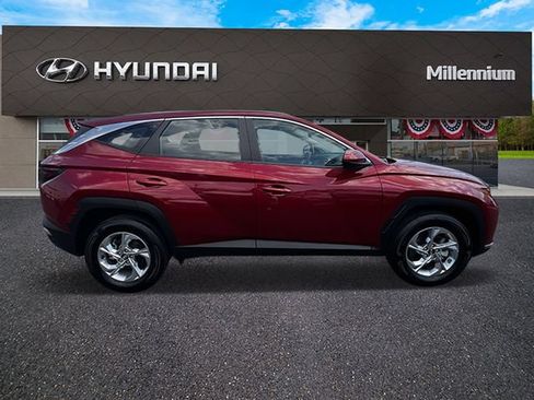 Certified 2024 Hyundai Tucson SE AWD/4WD image 4