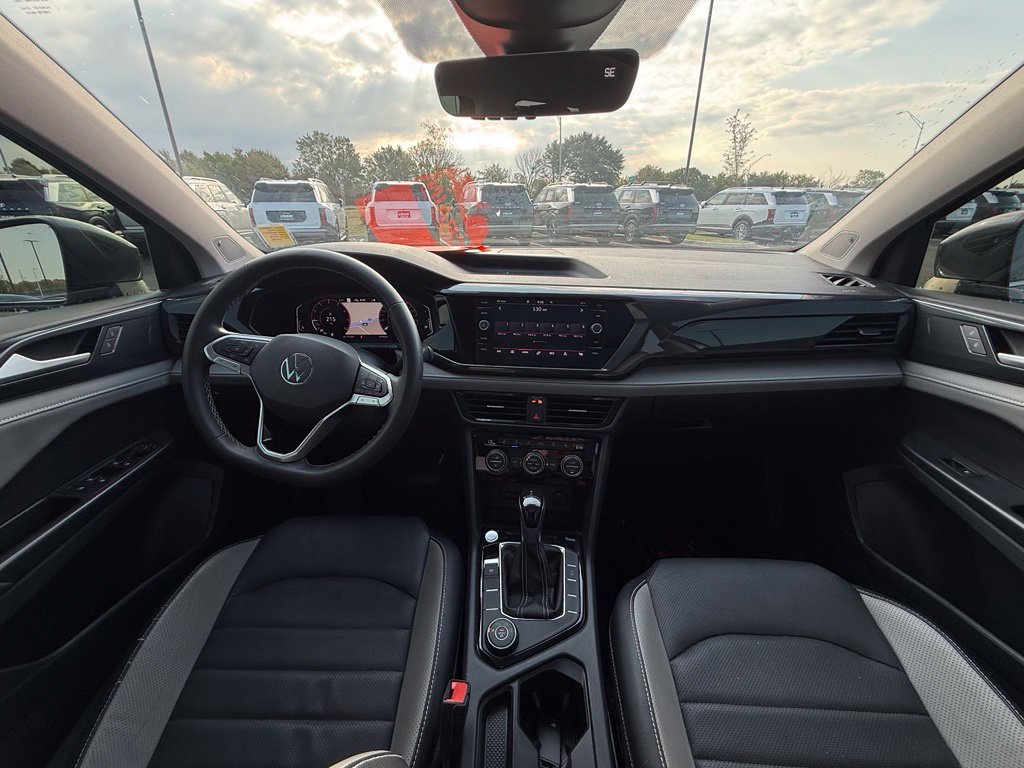 Used 2022 Volkswagen Taos SEL AWD/4WD image 28