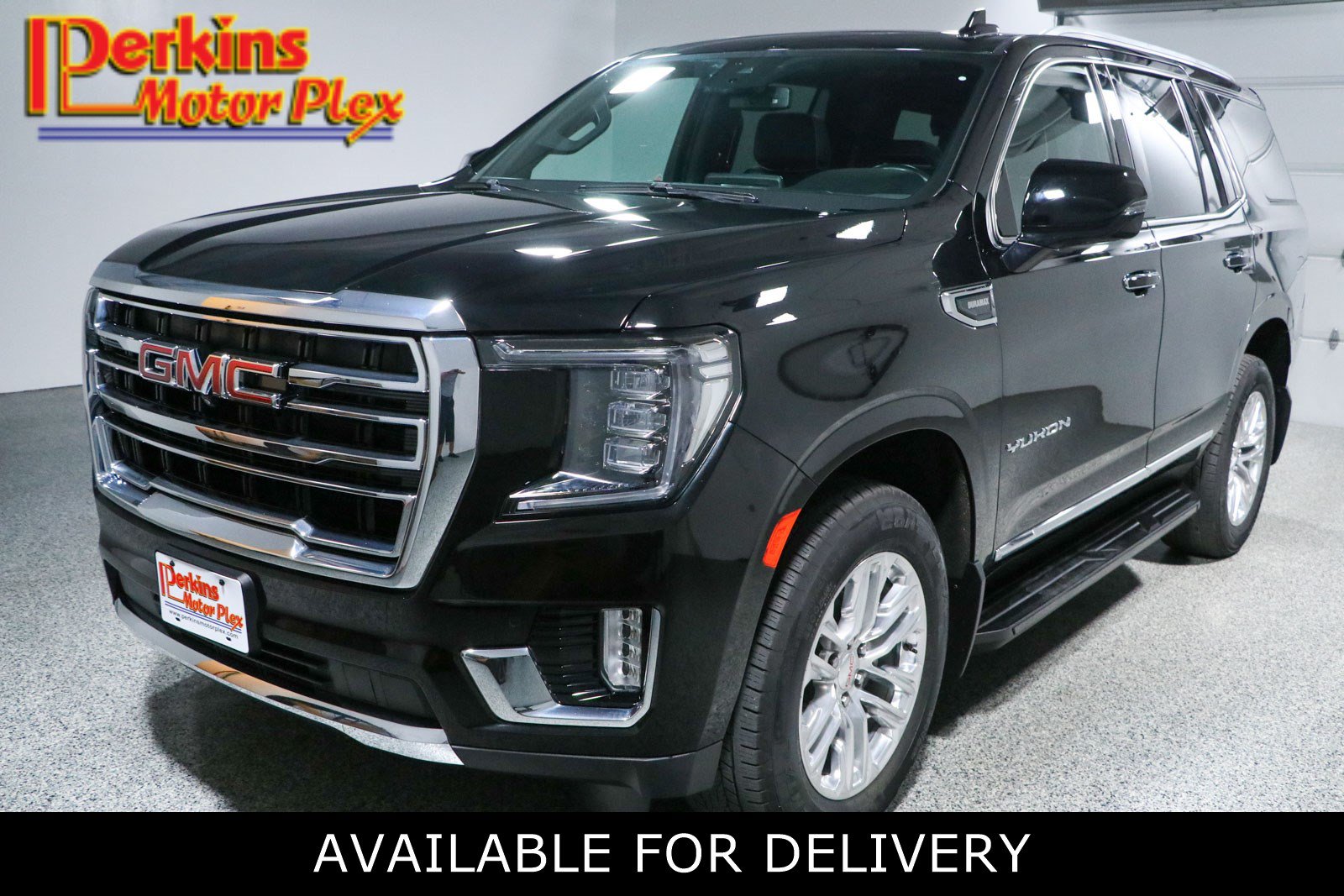 Used 2023 GMC Yukon SLT w/ SLT Premium Package AWD/4WD image 1