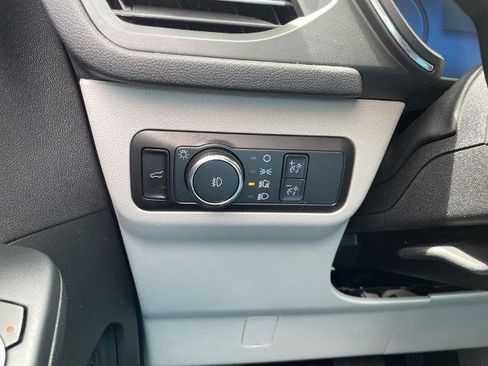Certified 2023 Ford Escape Platinum w/ Premium Technology Package AWD/4WD image 25