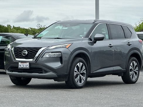 Certified 2021 Nissan Rogue SV AWD/4WD image 8