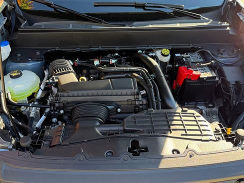 Used 2025 Ford Maverick XLT w/ XLT Luxury Package image 24