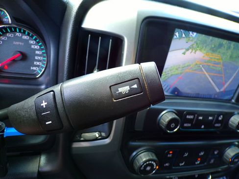Used 2016 Chevrolet Silverado 1500 LT w/ LT Convenience Package AWD/4WD image 21