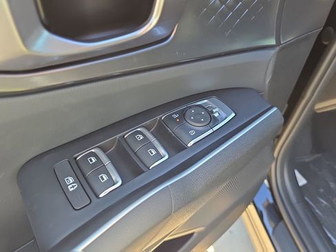 New 2026 Kia Sorento LX FWD image 19