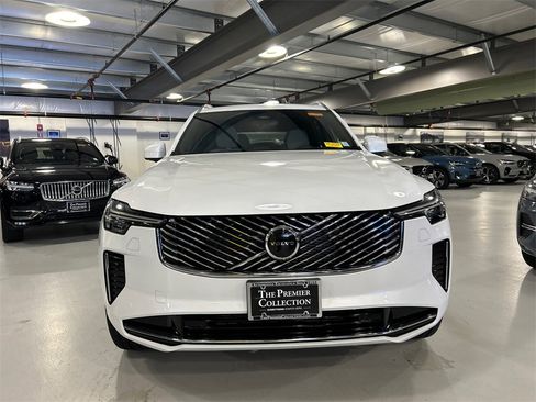 Used 2026 Volvo XC90 B6 Core w/ Protection Package image 6