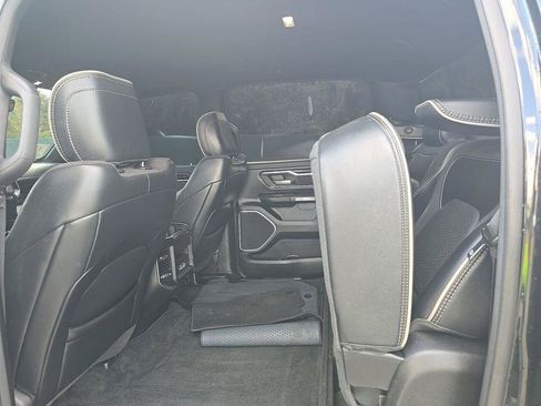 Used 2021 RAM 1500 Laramie AWD/4WD image 17