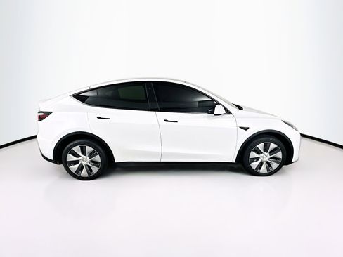 Used 2023 Tesla Model Y Long Range AWD/4WD image 10