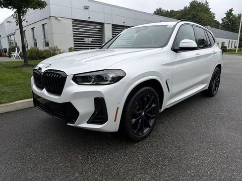 Used 2024 BMW X3 xDrive30i w/ Premium Package AWD/4WD image 4