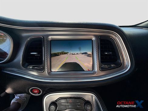 Used 2016 Dodge Challenger SRT Hellcat RWD image 14