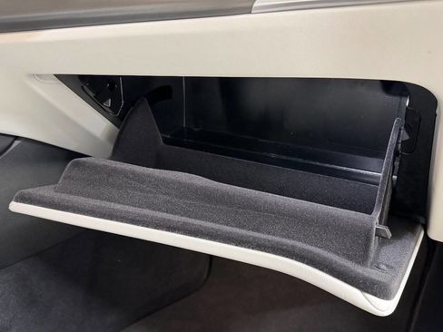 Used 2025 BMW M4 Competition image 32